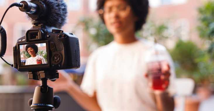 The Power of Video Content Marketing: Maximizing Engagement and ROI